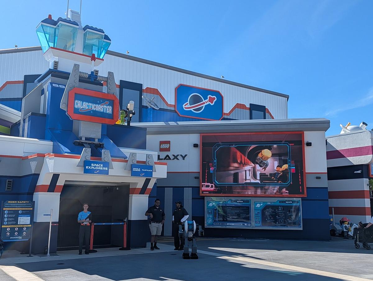 Legoland California entrance
