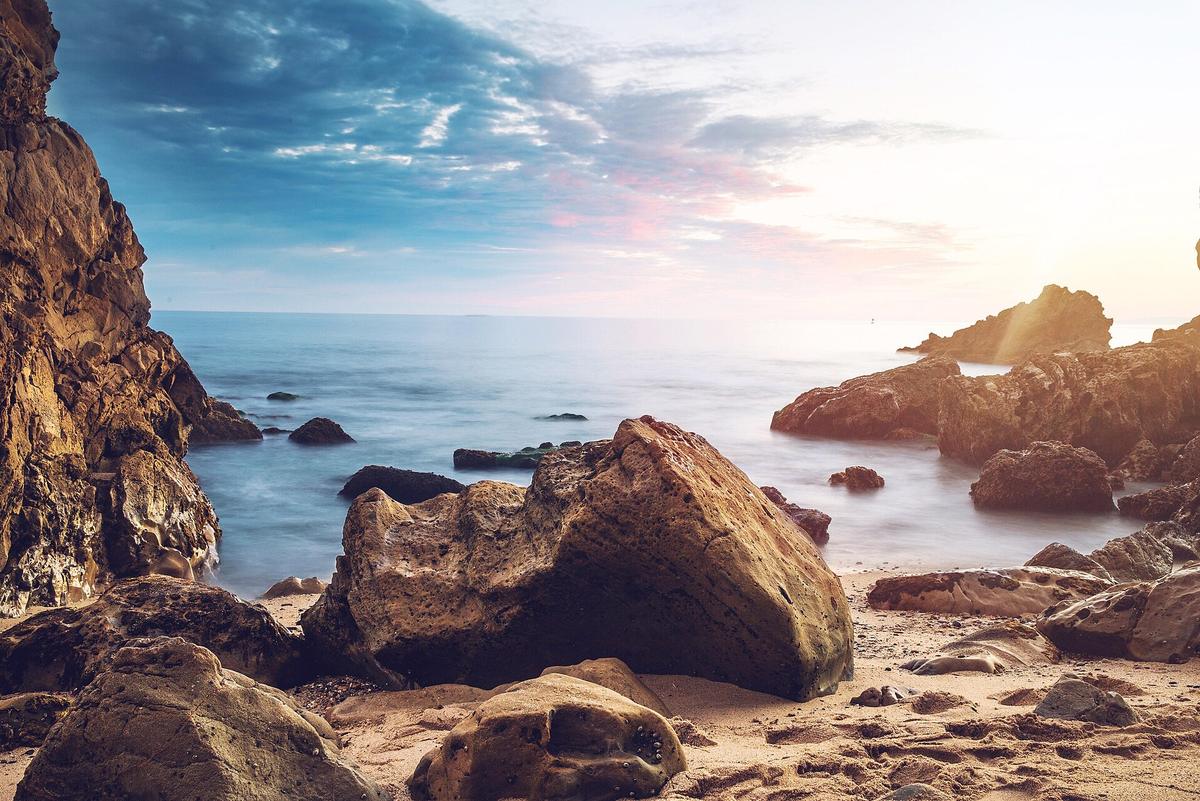 California beach sunrise runner